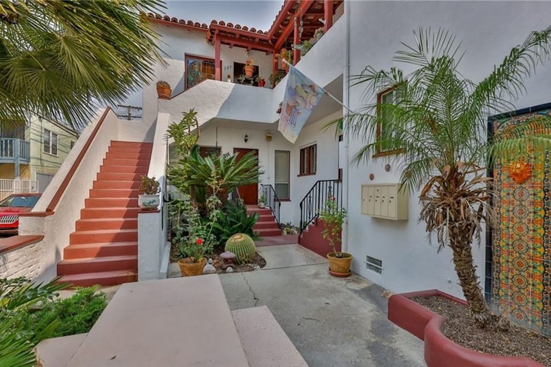 725 E 8th Street Long Beach, 