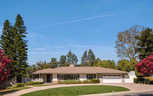 4817 Fairlawn Drive